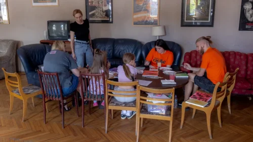 517456605 1044367667810650 4781372703837159536 n